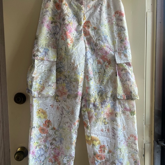 Floral Wide Leg Cargo Pants - Picture 2 of 8
